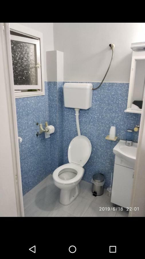 Apartmani Pinokio Ni Exteriér fotografie