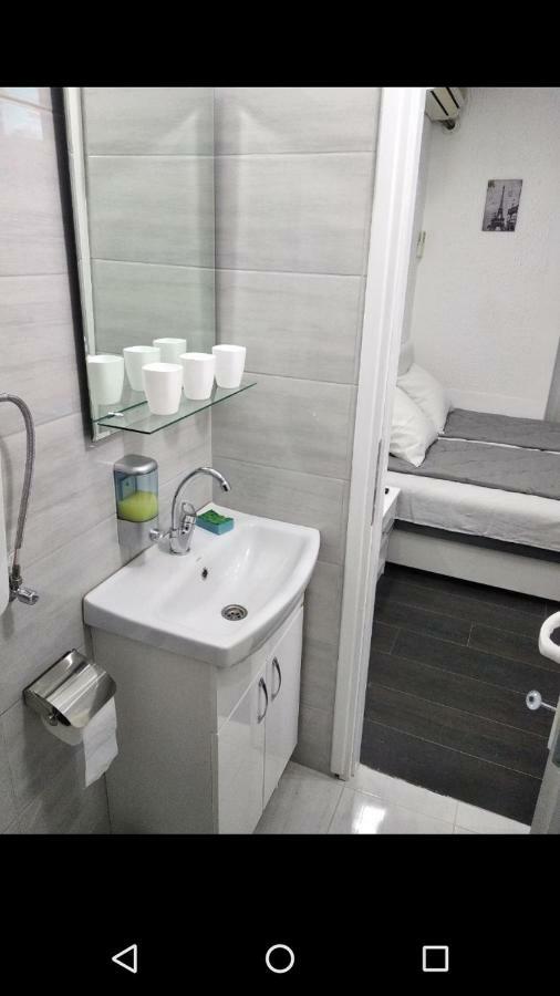 Apartmani Pinokio Ni Exteriér fotografie