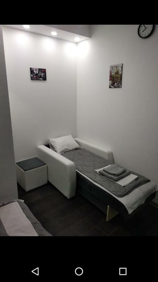 Apartmani Pinokio Ni Exteriér fotografie